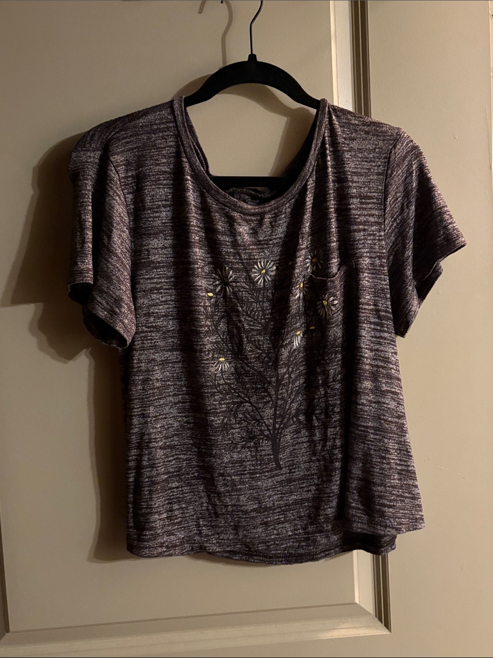Women's Heathered Sunflower Short-Sleeve Tee w/ Floral print